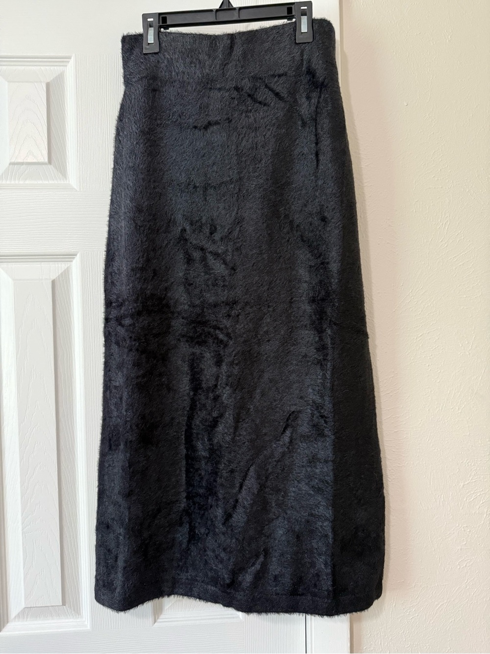Le Bop Fuzzy Midi Skirt size Medium Black - Picture 4 of 7